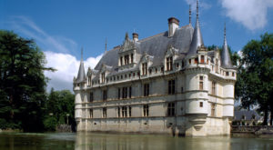 Comment sauver un château en collectant des dons